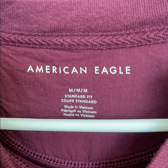 ⚡️⚡️American Eagle Top - Picture 2 of 2